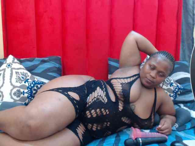 Your-Milly168 webcam