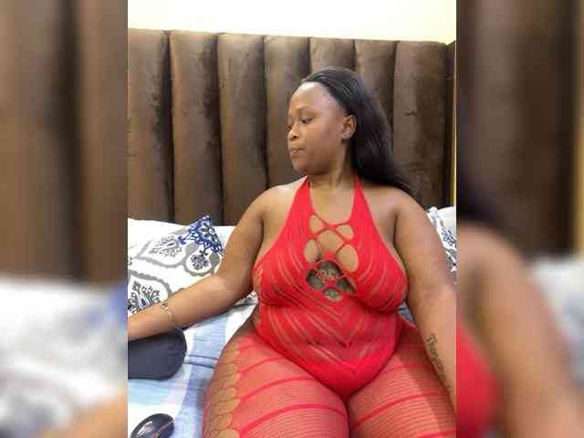 Your-Milly168 webcam