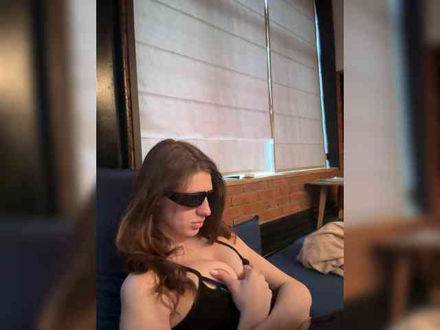 bigmommyy webcam