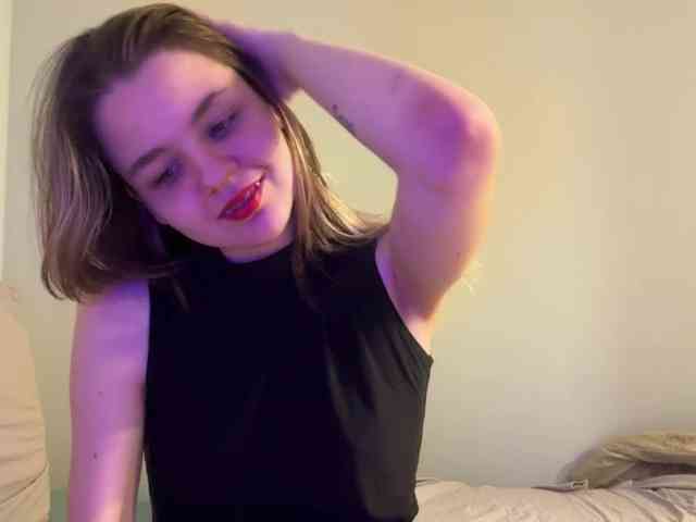 Peachy-keens webcam