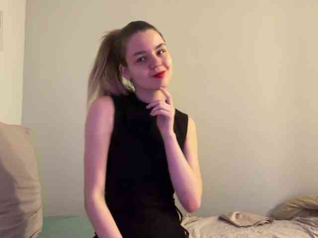 Peachy-keens webcam