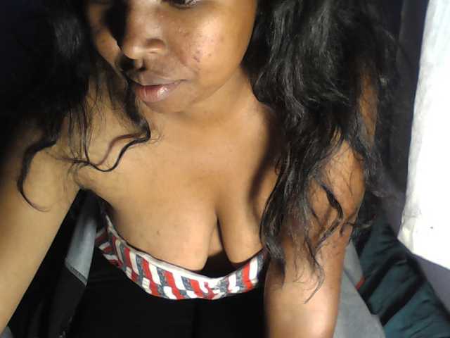 kaelah live cam on BongaCams