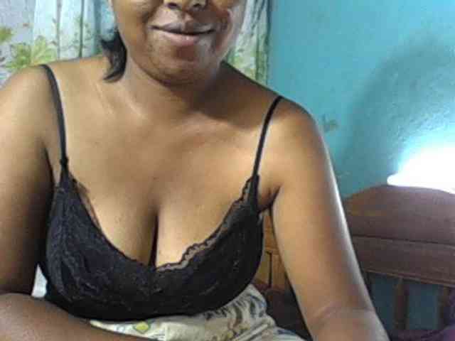 kaelah webcam
