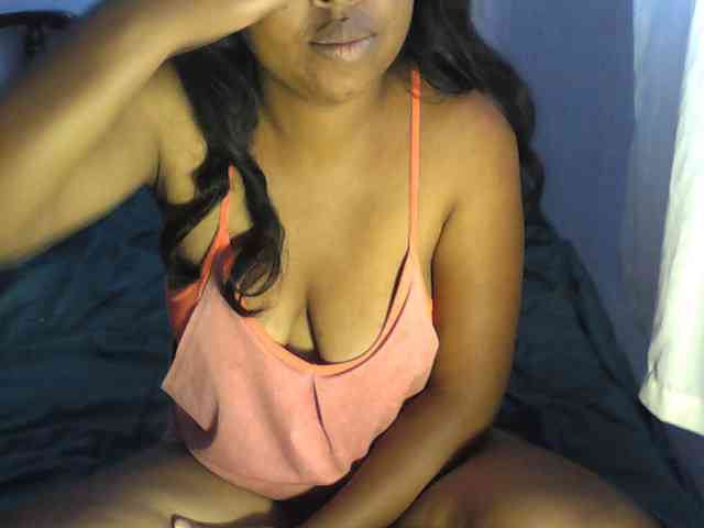 kaelah webcam