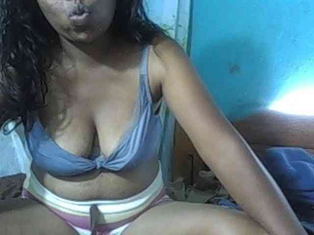 kaelah webcam