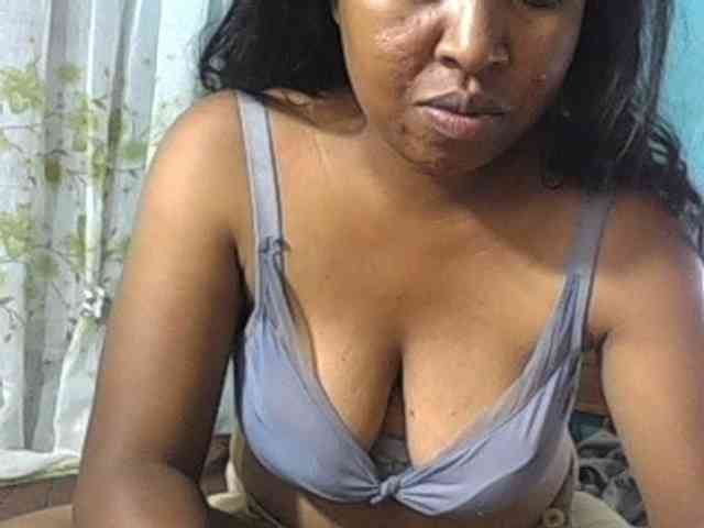 kaelah webcam