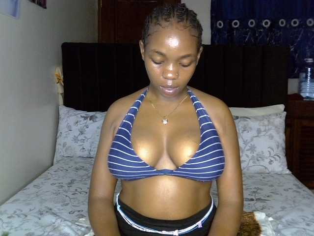 Sexy-tirri live cam on BongaCams