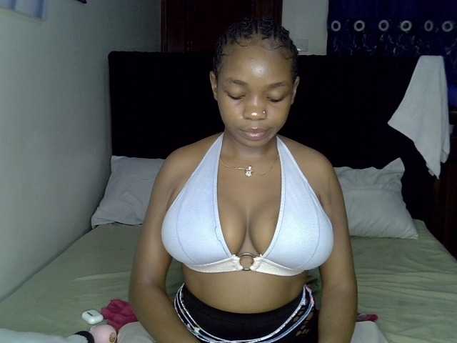 Sexy-tirri live cam on BongaCams