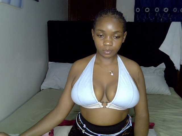 Sexy-tirri live cam on BongaCams