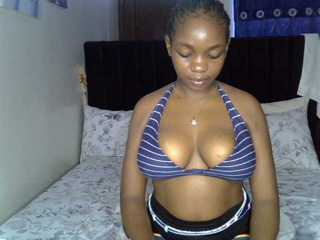 Sexy-tirri live cam on BongaCams
