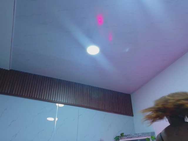 Naturalebony live cam on BongaCams