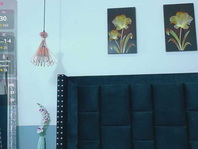 Naturalebony live cam on BongaCams