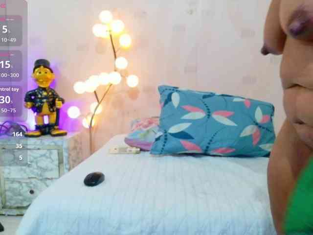 Naturalebony webcam