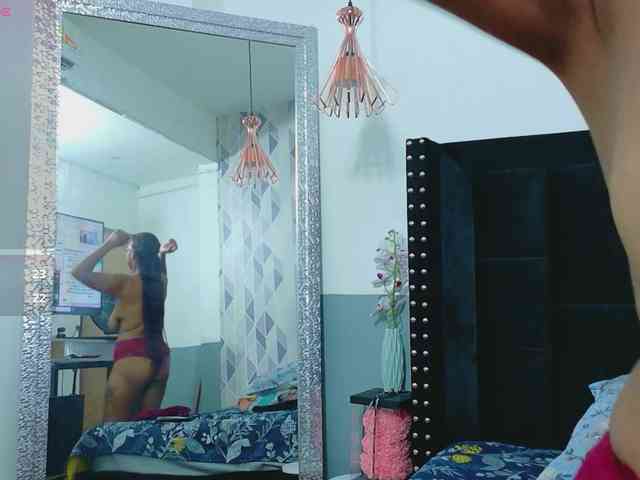 Model: Naturalebony