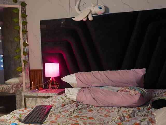 Naturalebony webcam