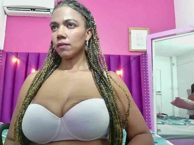 Naturalebony webcam