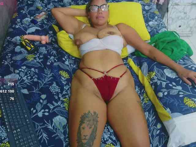 Naturalebony webcam