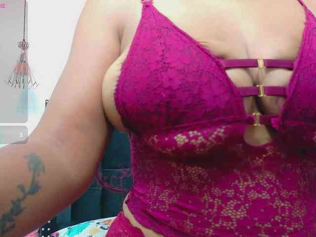 Naturalebony webcam