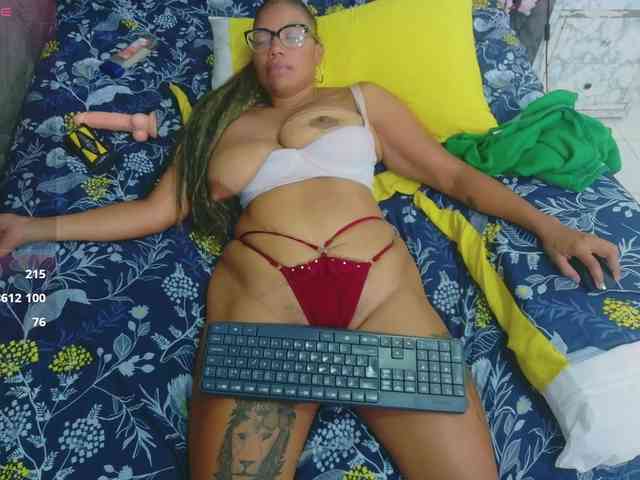 Naturalebony webcam