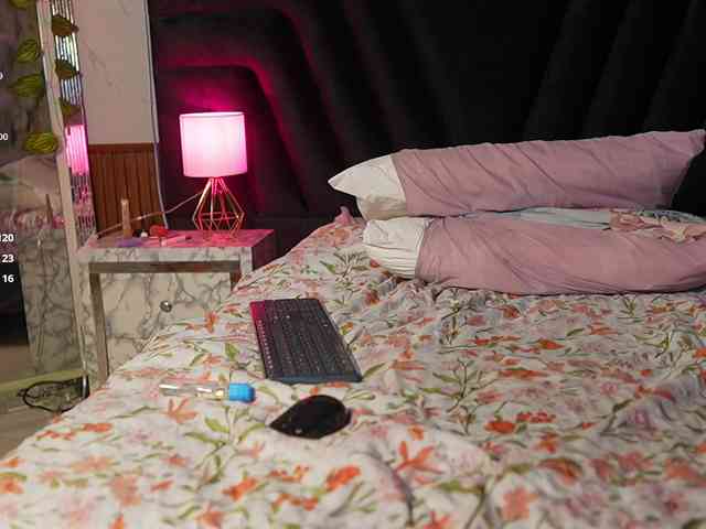 Naturalebony webcam