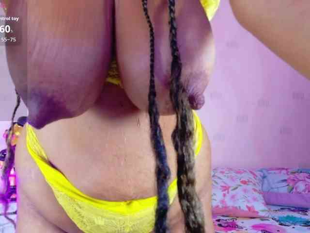 Naturalebony webcam