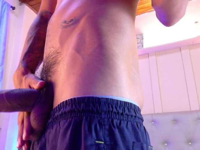 Axel-saenzz — live male cam