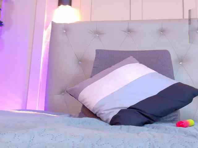 Axel-saenzz Sex Cam Show
