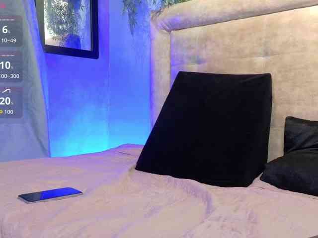 Axel-saenzz Sex Cam Show