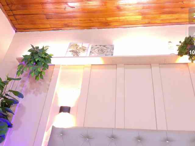 Axel-saenzz Sex Cam Show