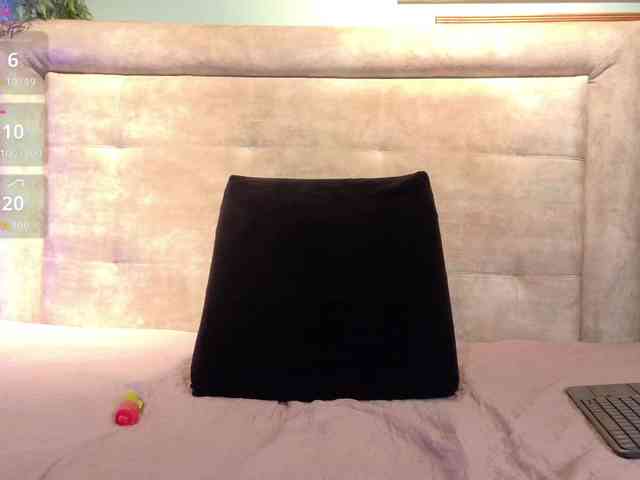 Axel-saenzz Sex Cam Show