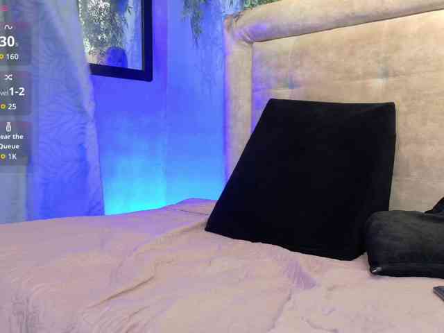 Axel-saenzz Sex Cam Show