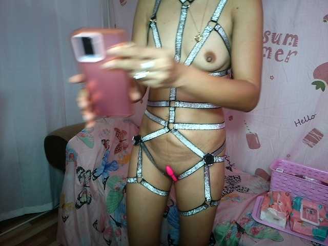 LovelyQueen live cam on BongaCams