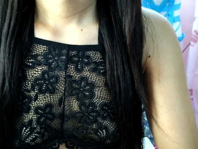 LovelyQueen live cam on BongaCams