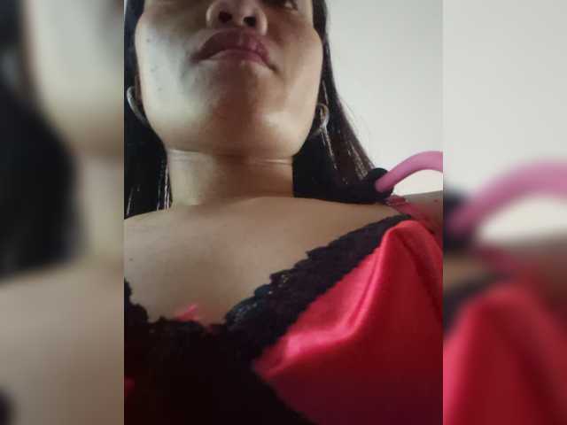 LovelyQueen live cam on BongaCams