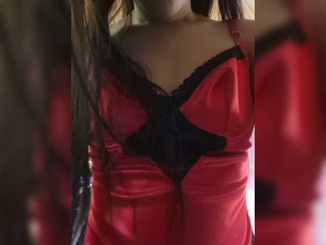 LovelyQueen live webcam show