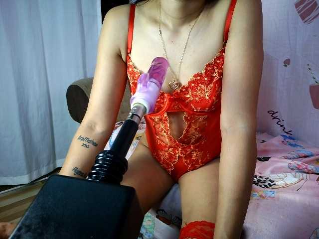 LovelyQueen live cam on BongaCams
