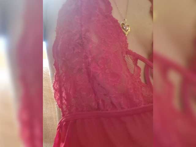 LovelyQueen live cam on BongaCams