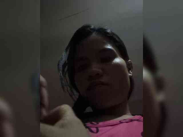 BbHoneyBee_69 webcam