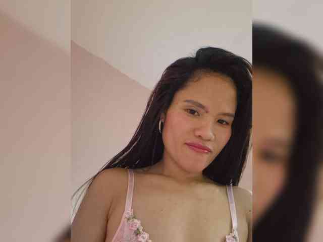 SweetScarlett_69 webcam