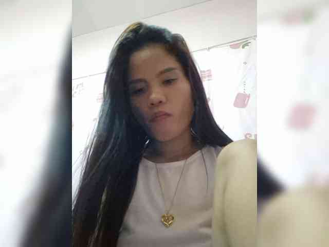 LovelyQueen webcam