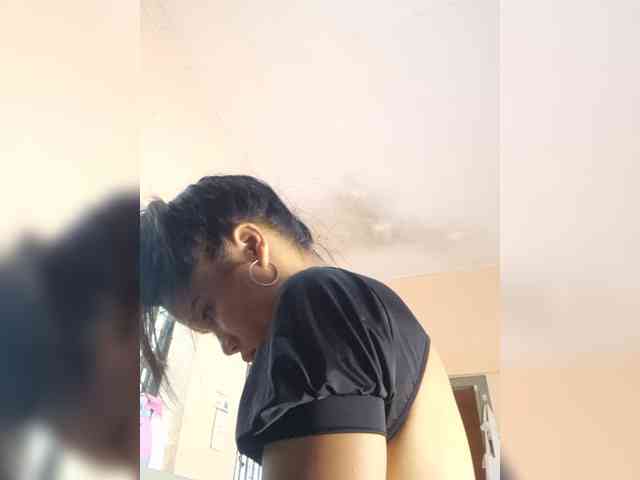 ScarLett_69 webcam