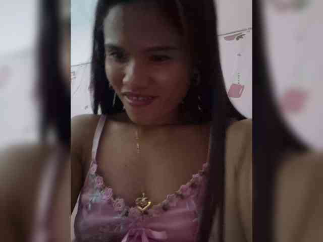 LovelyQueen webcam