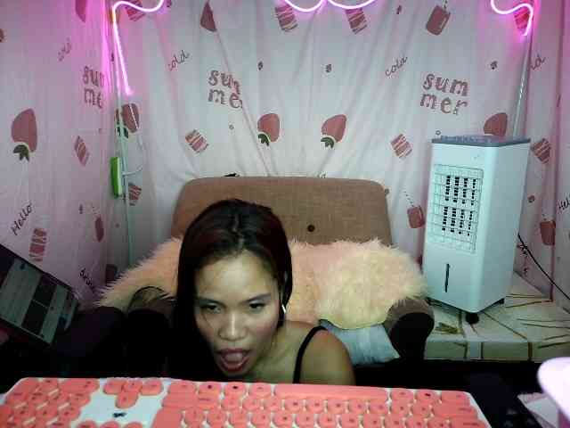LovelyQueen webcam