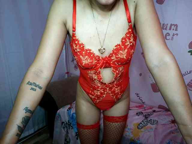 LovelyQueen webcam