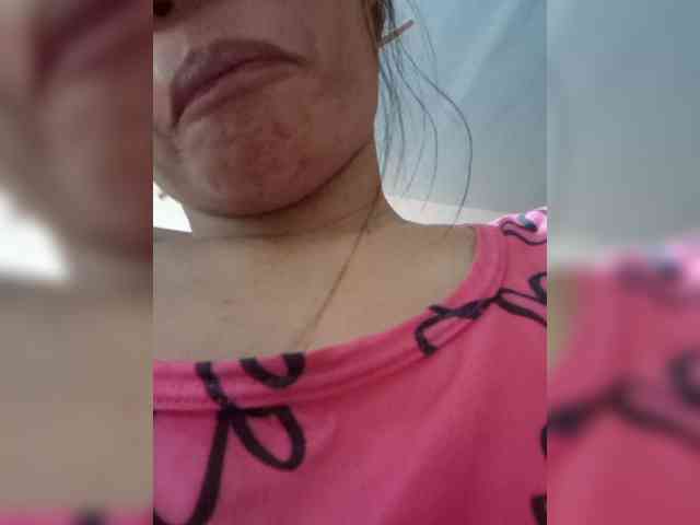 BbHoneyBee_69 webcam