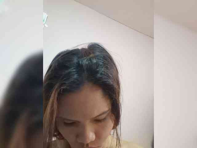 SweetScarlett_69 webcam
