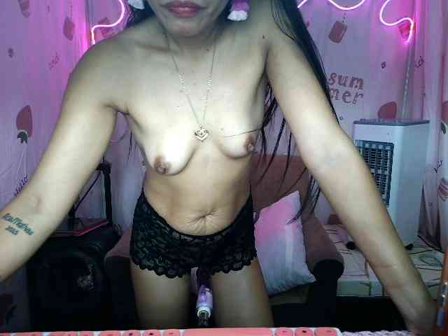 LovelyQueen Live Webcam on BongaCams