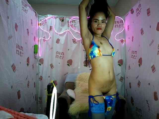 LovelyQueen webcam