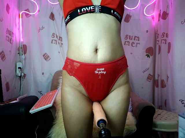 LovelyQueen webcam