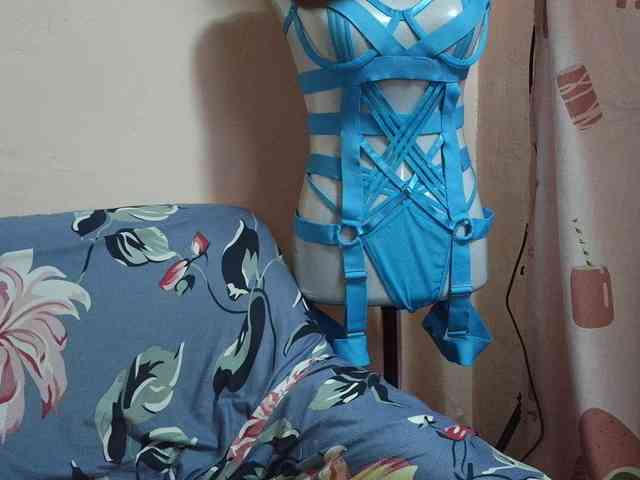 BbHoneyBee_69 webcam